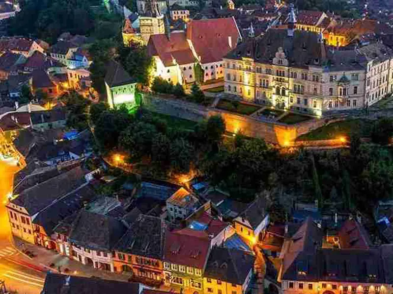 Sighișoara – cetatea medievală unde s-a născut legenda lui Dracula